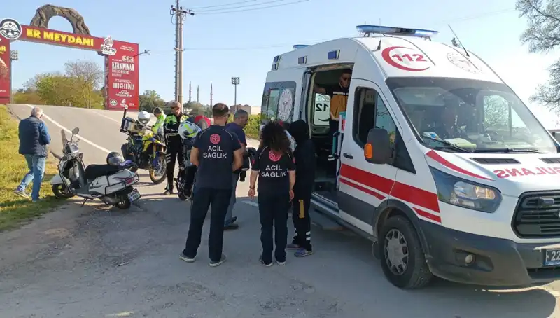 Edirne'de Motosiklet Kazası: Gençlerin Hayatını Karanlık Bir An Çaldı