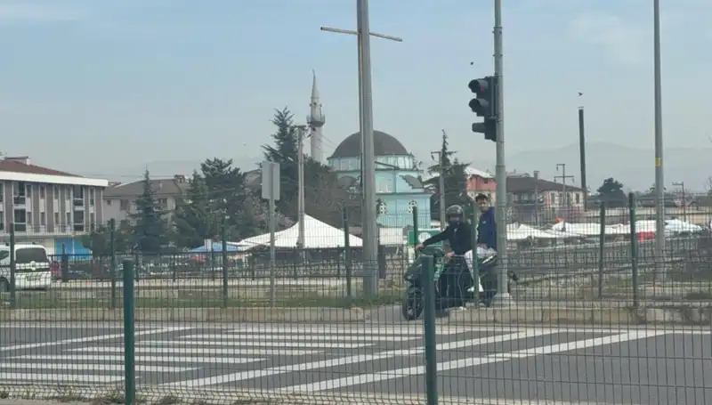 Yaya Geçidinde Motosiklet Sürücülerine Cezalar Yağdı: İşte Tüm Detaylar