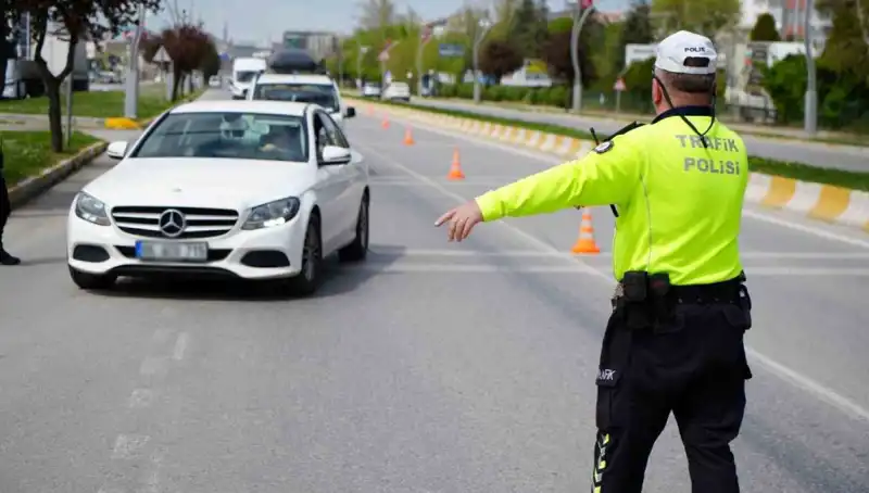 2025 Yılında Trafik Cezaları Ne Kadar Artacak? İşte Değişiklikler!