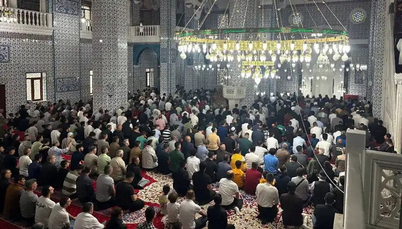 Iğdır’da Geleneksel Bayram Namazı Coşkuyla Kılındı!
