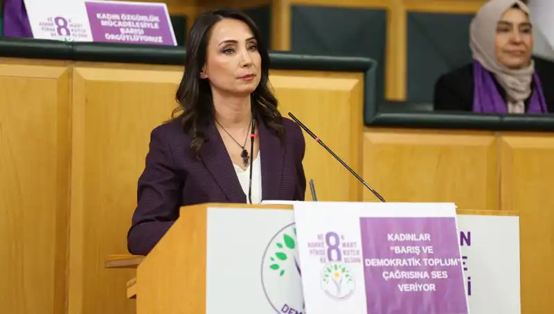 Tülay Hatimoğulları: DEM Parti Eş Genel Başkanı’nın Etkileyici Hayat Hikayesi