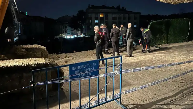 İstanbul'da İnşaat Kazısında Yol Çökmesi: Güvenlik Endişeleri Artıyor