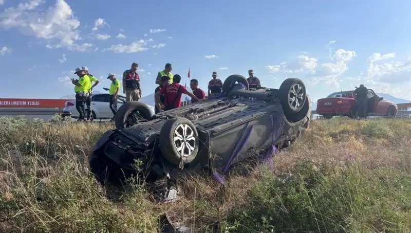 Nişan Töreni Dönüşünde Facia: 1 Ölü, 4 Yaralı