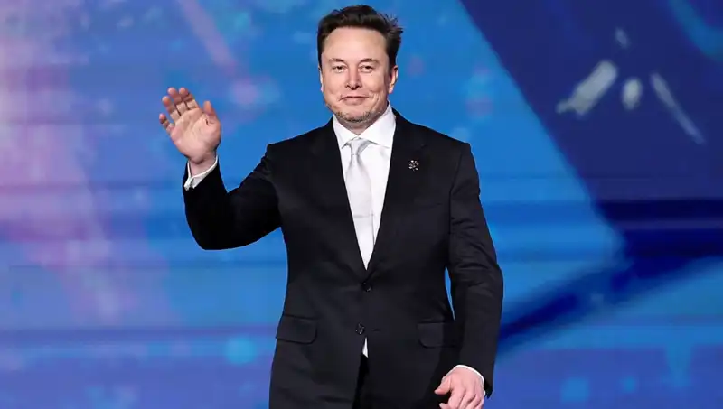 Tesla, Kendi "Canavarını" Neden Rafa Kaldırdı?