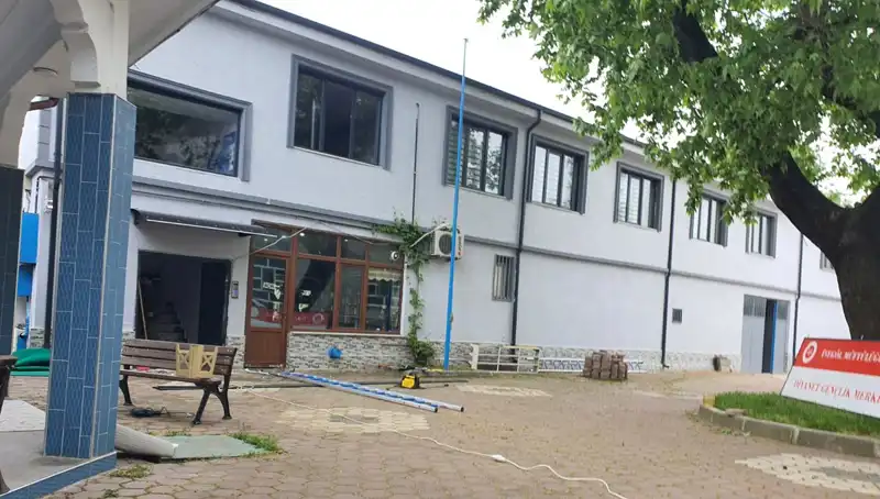 Tabela Asarken 3 Metre Yükseklikten Düşen İşçinin Yaşadığı Korkutucu Kaza