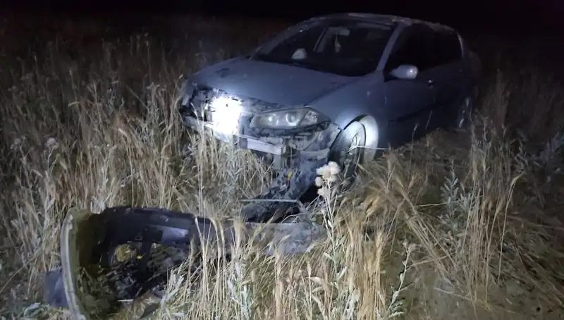 Burdur'da Feci Kaza: Otomobil Tarlaya Uçtu, İki Kişi Yaralandı!