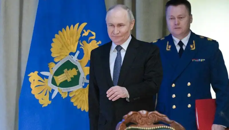 Putin’den Şok Açıklama: "Ya Rus Olun Ya Terk Edin!"