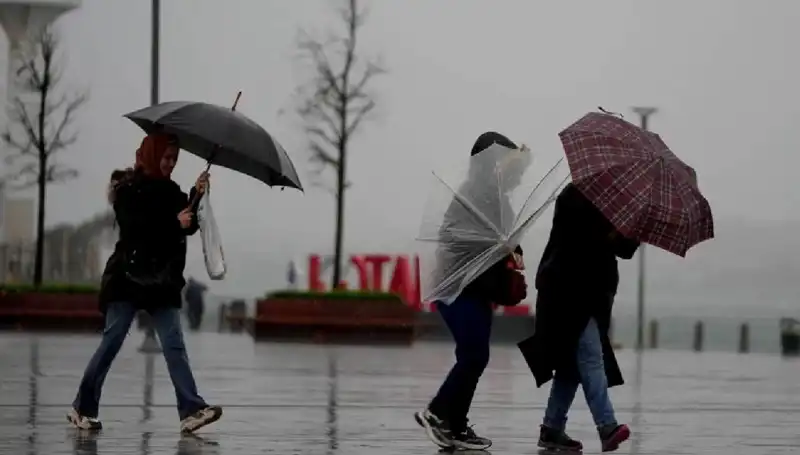 Türkiye’nin İki Bölgesinde Kuvvetli Sağanak Yağış Alarmı Verildi