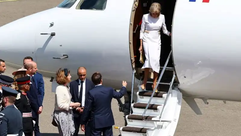 Fransa Cumhurbaşkanı Macron'un Eşi Brigitte'ten Dikkat Çeken İlişki Krizi