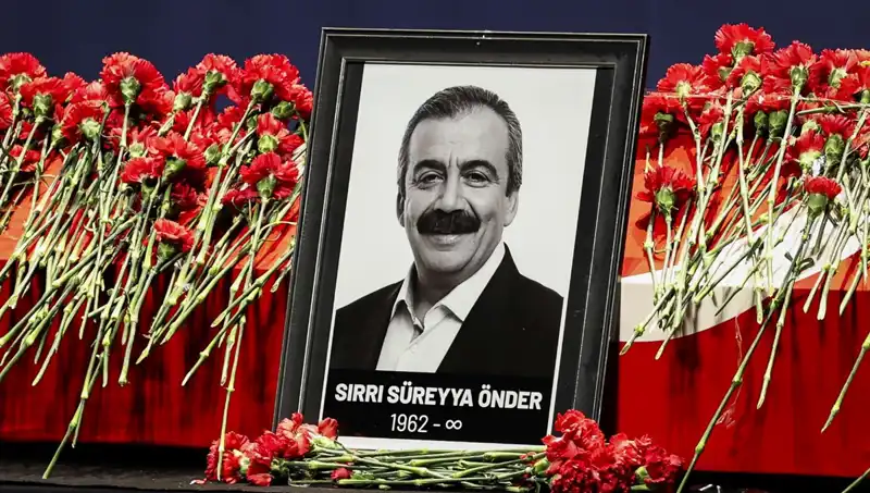 Meclis’te İçten Bir Anma: Sırrı Süreyya Önder’i Unutmadık