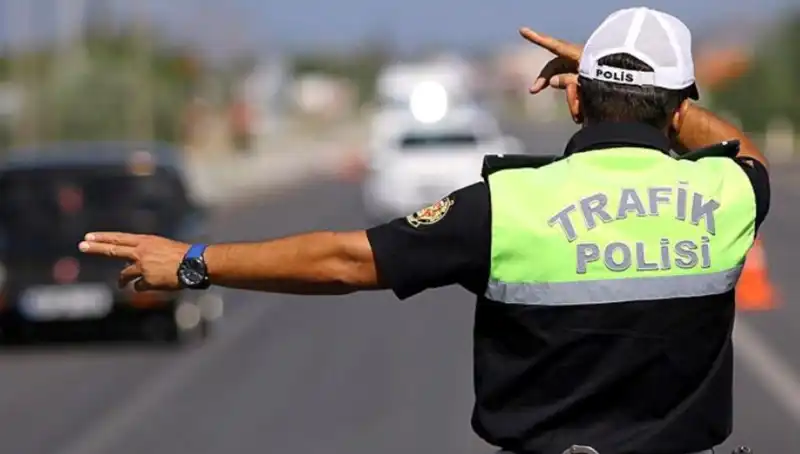 Isparta’da Trafik Denetimleri: Binlerce Sürücüye Ceza Kesildi!