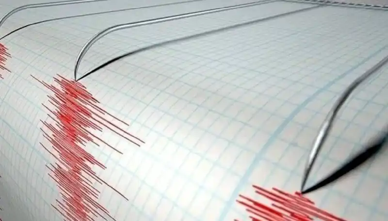 Sındırgı'da Sıra Dışı Deprem Olayları: Neler Oluyor?
