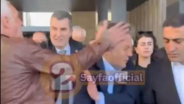 Özgür Özel, AKM Çıkışında Fiziksel Saldırıya Uğradı: Olayın Ardındaki Gerçekler