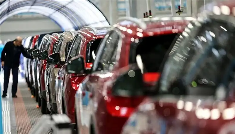 En Çok Satan Otomobil Modelleri: 2023'te Renk, Motor ve Yakıt Tercihleri