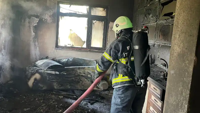 Yangın Mutfağında Korkunç Patlama: Alevler Her Yeri Sardı!