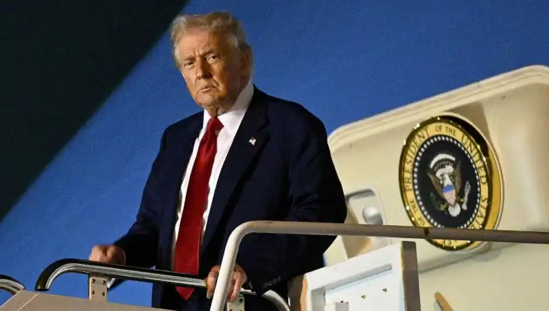 Trump'ın Lahey Ziyareti: NATO Zirvesi'nde Neler Bekleniyor?