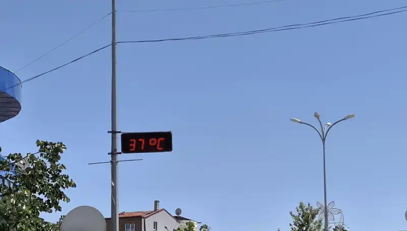 Sıcak Hava Dalgası: İklim Kriziyle Termometreler 38 Derecelere Ulaşıyor!
