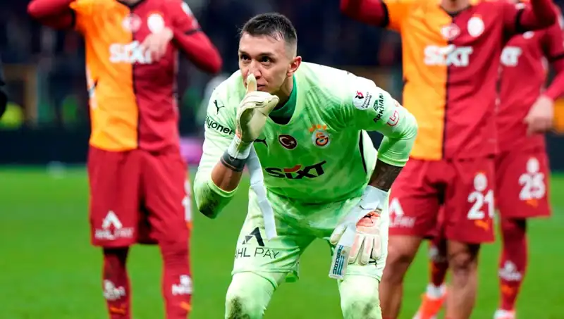 Muslera'nın Yerini Alacak Kaleci Kim Olacak? O İsimler Belirginleşiyor!