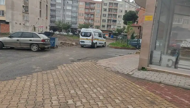4'üncü Kattan Düşen Kadın Hayata Tutunmaya Çalışıyor