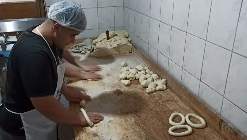 113 Yıllık Geleneği Sürdüren Taş Fırın: Odun Ateşinde Pişen Lezzetler