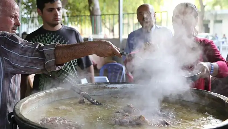 Gadir-i Hum Bayramı Kutlanırken: Anlamı ve Gelenekleriyle Bu Özel Gün