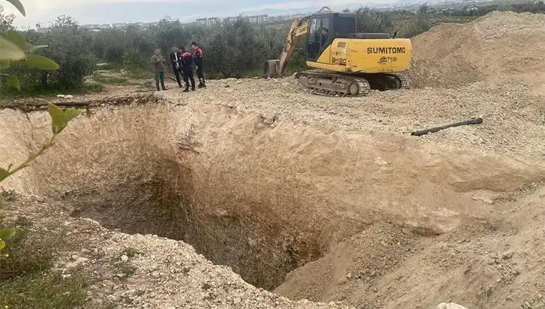 İzinsiz Kazı Yaparken Suçüstü: 4 Kişi Gözaltına Alındı