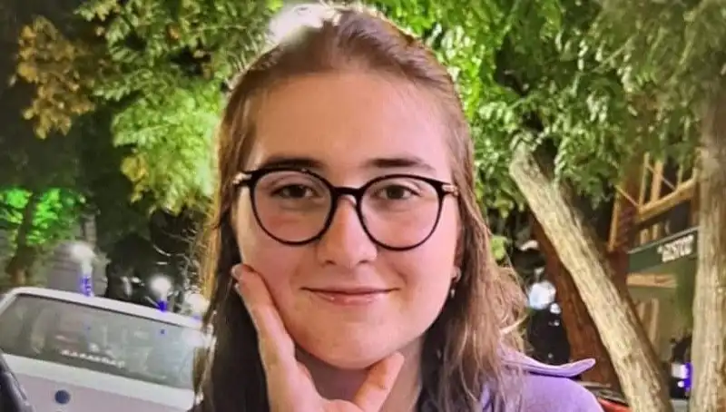 Çanakkale'de Gizemli Bir Kayıp: Lise Öğrencisi Ayşegül'ün İzinde